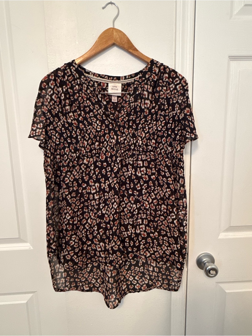 Knox Rose Black Floral Print Short Sleeve Blouse